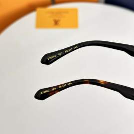 Picture of Louis Vuitton Sunglasses _SKUfw79339253fw